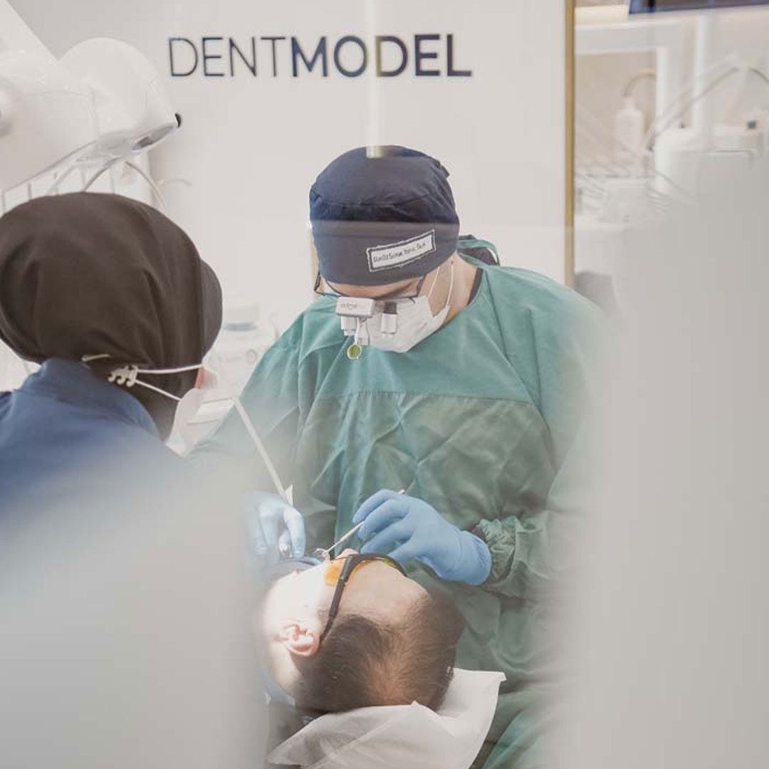 Who Is a Periodontology and Implantology Specialist?