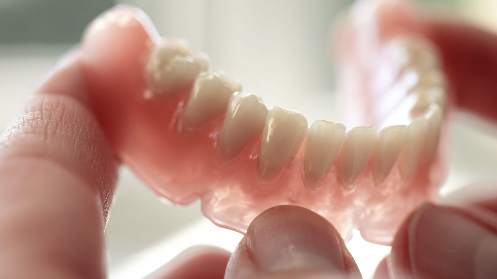 Total / Bölümlü Protezler